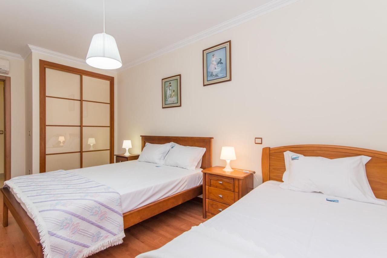 Casa Mergoux - 15 Mins Walk City Center - Quiet - Spacious タヴィラ エクステリア 写真